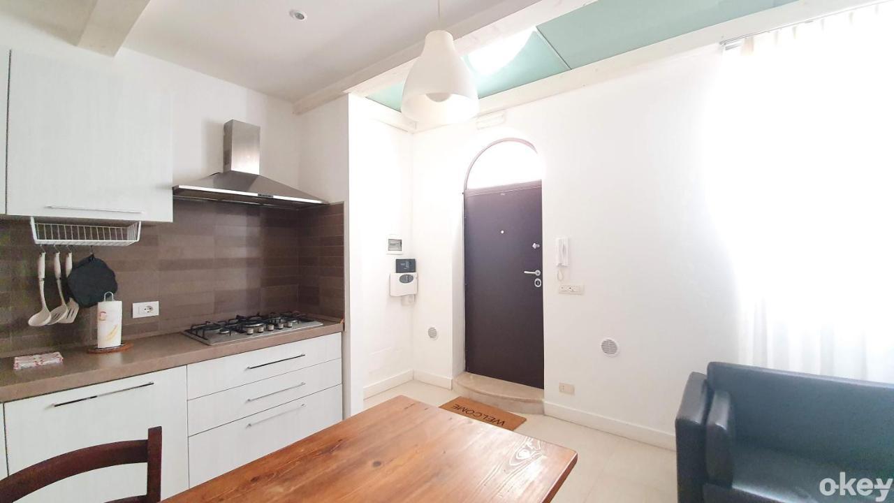Urban Cottage - Casa Vacanze Бари Экстерьер фото